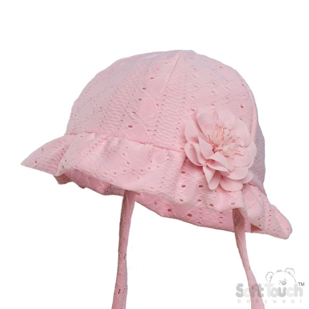 Chapeau de soleil en broderie anglaise